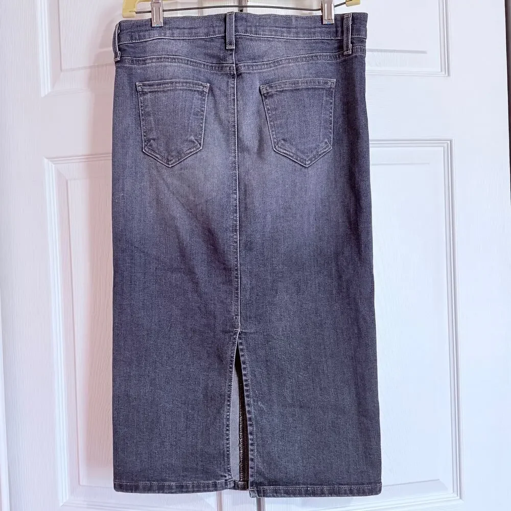 Denim pencil skirt. Stretch denim Junior size 9 cotton spandex midi 28” length.